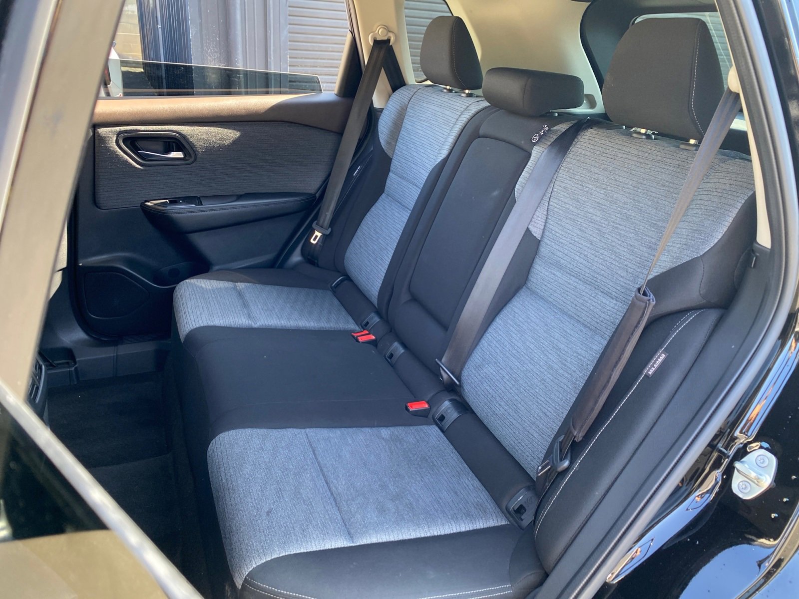 Used 2022 Nissan Rogue SV image 20