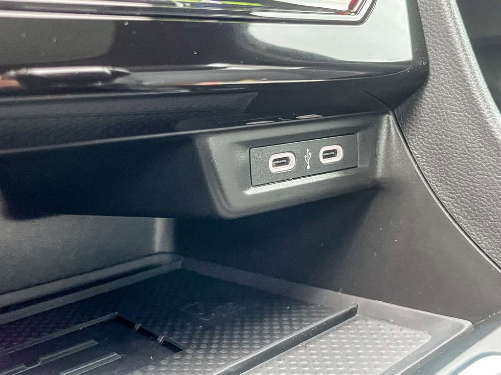 Used 2025 Volkswagen Jetta GLI Autobahn image 24