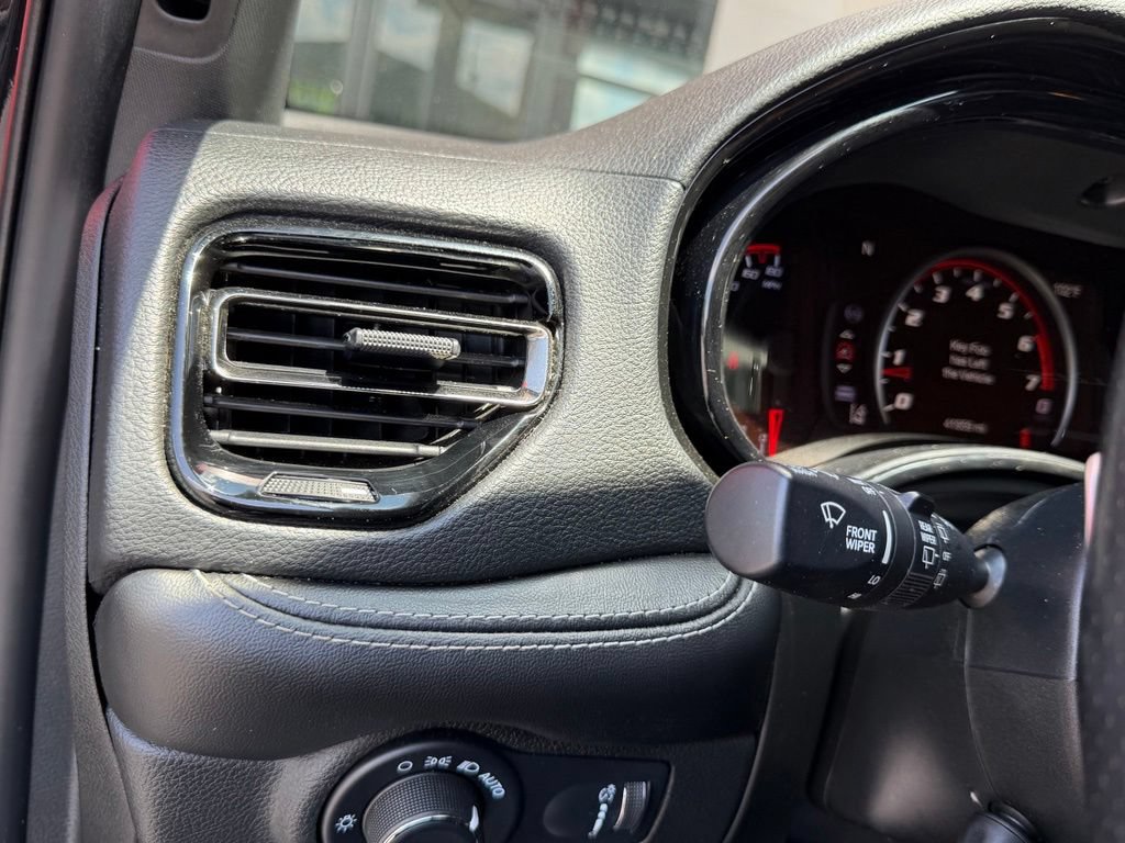 Used 2022 Dodge Durango SRT w/ Technology Group AWD/4WD image 19