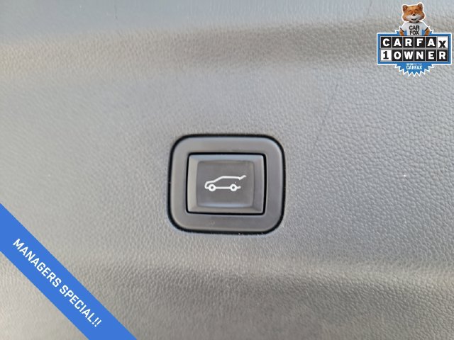 Certified 2023 GMC Yukon SLT w/ SLT Luxury Package AWD/4WD image 14
