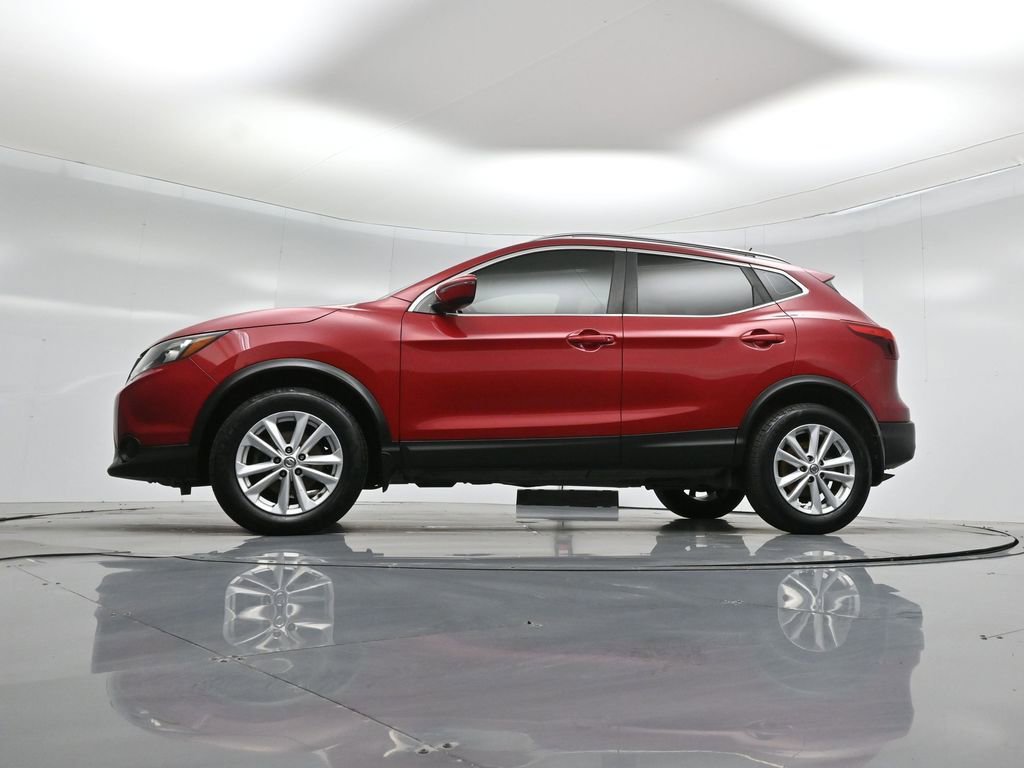 Used 2018 Nissan Rogue Sport SV image 8