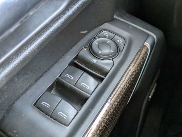 Used 2020 Chevrolet Silverado 1500 RST image 24
