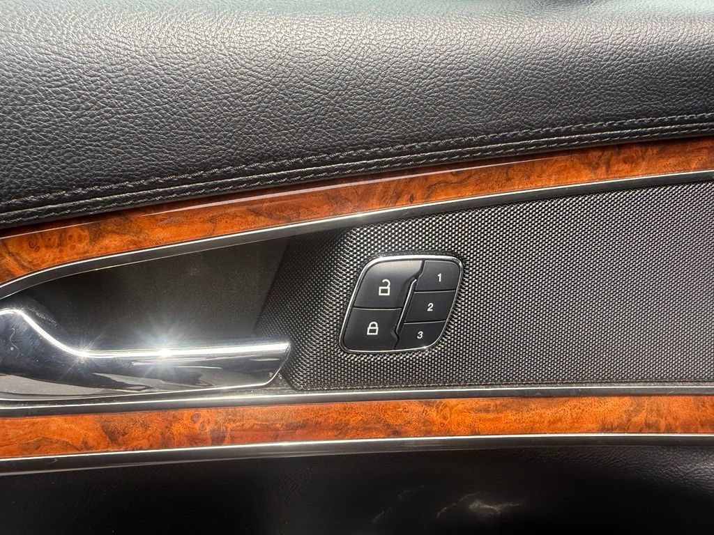 Used 2018 Lincoln MKX Reserve FWD image 15