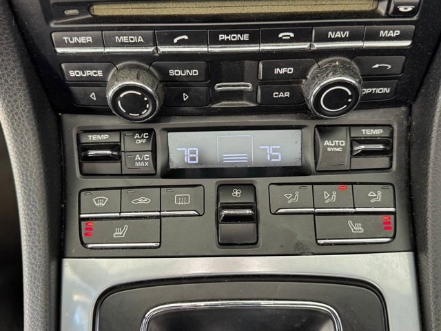 Used 2015 Porsche Boxster image 25