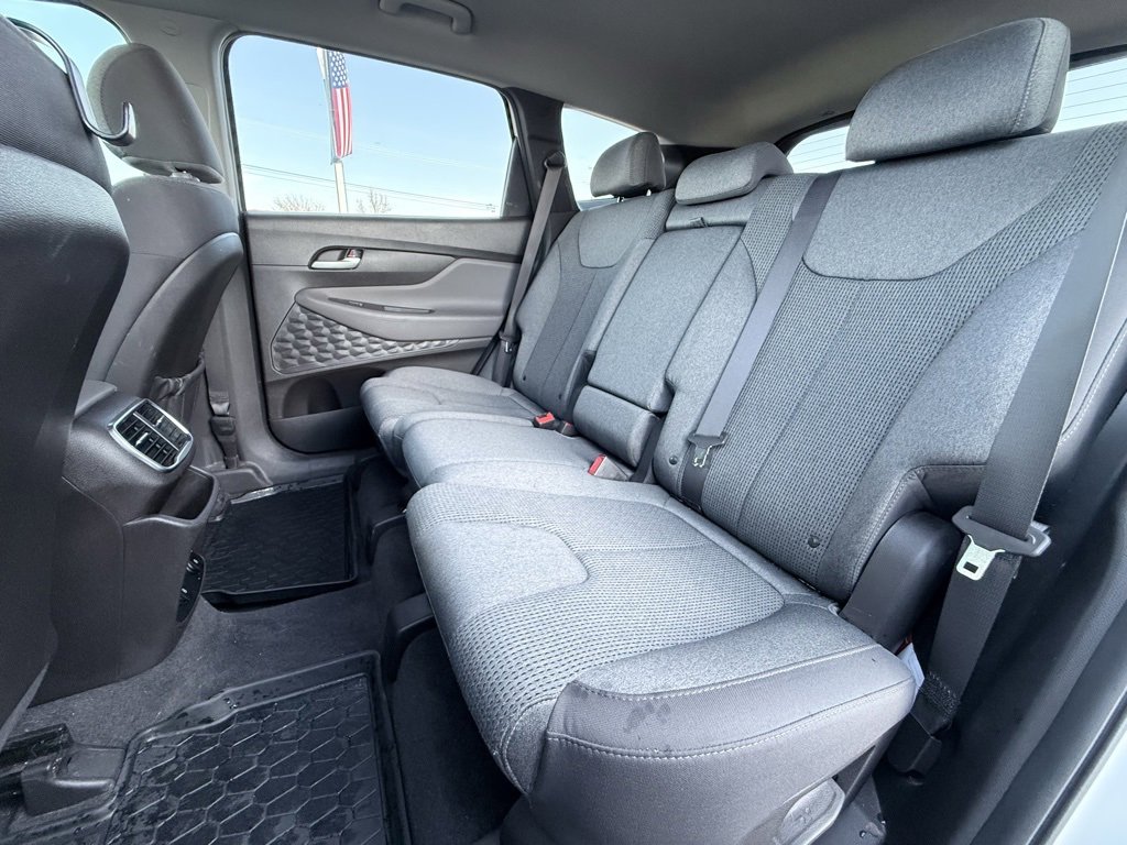 Used 2020 Hyundai Santa Fe SE w/ Cargo Package image 24
