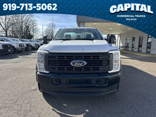 New 2023 Ford F550 2WD Regular Cab Super Duty image 3