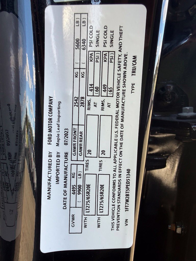 Used 2023 Ford F250 Lariat w/ Lariat Ultimate Package AWD/4WD image 31