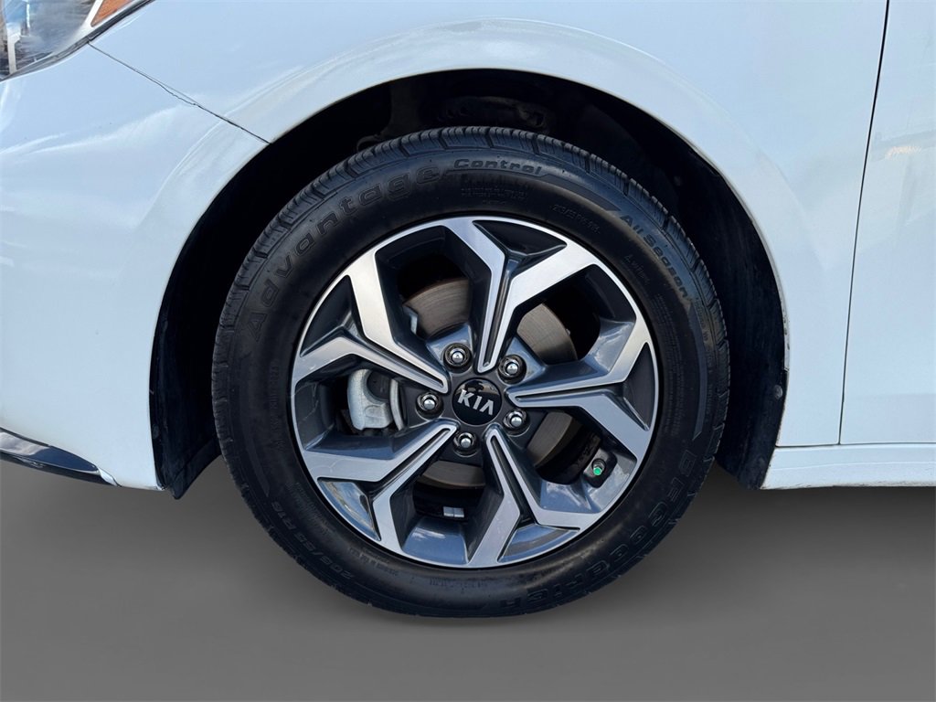 Used 2020 Kia Forte LXS image 11