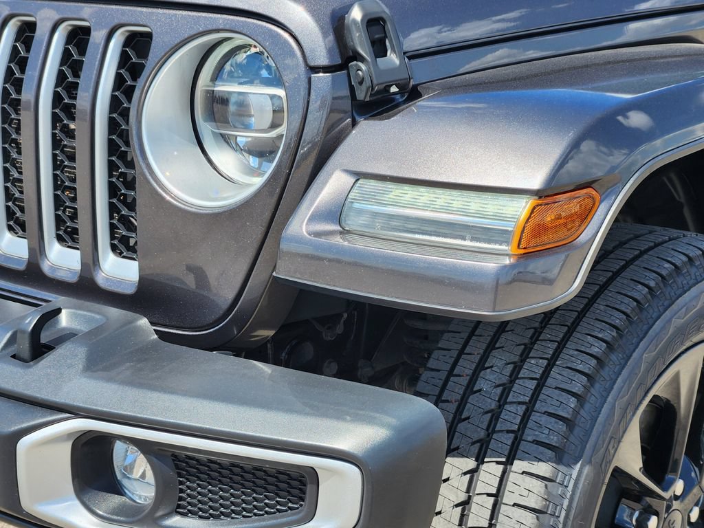 Used 2021 Jeep Wrangler Unlimited Sahara w/ Cold Weather Group AWD/4WD image 8