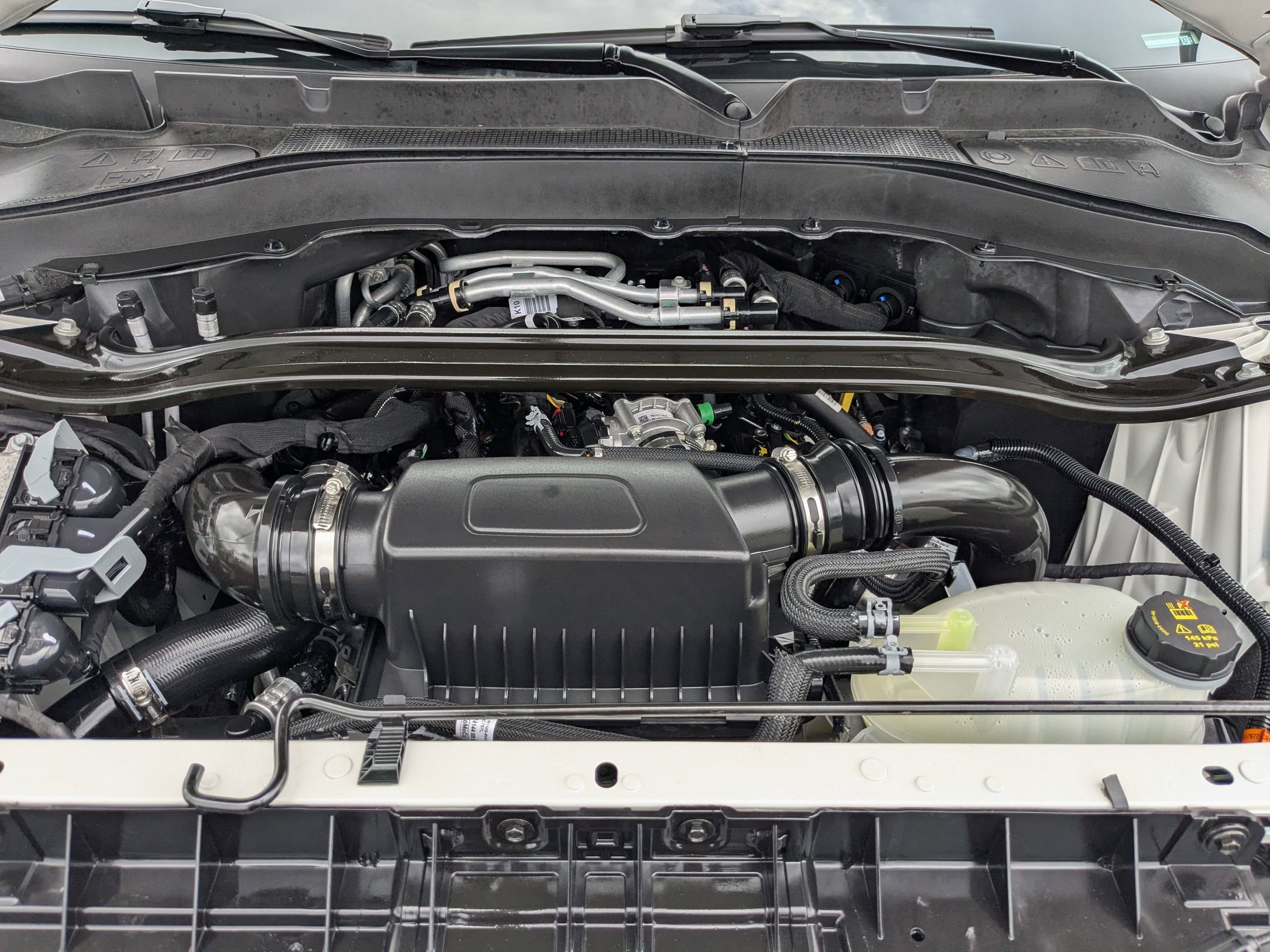 Used 2025 Ford Explorer ST image 33