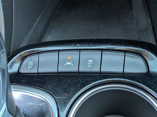 Used 2024 Buick Encore GX Preferred w/ Comfort Package FWD image 21