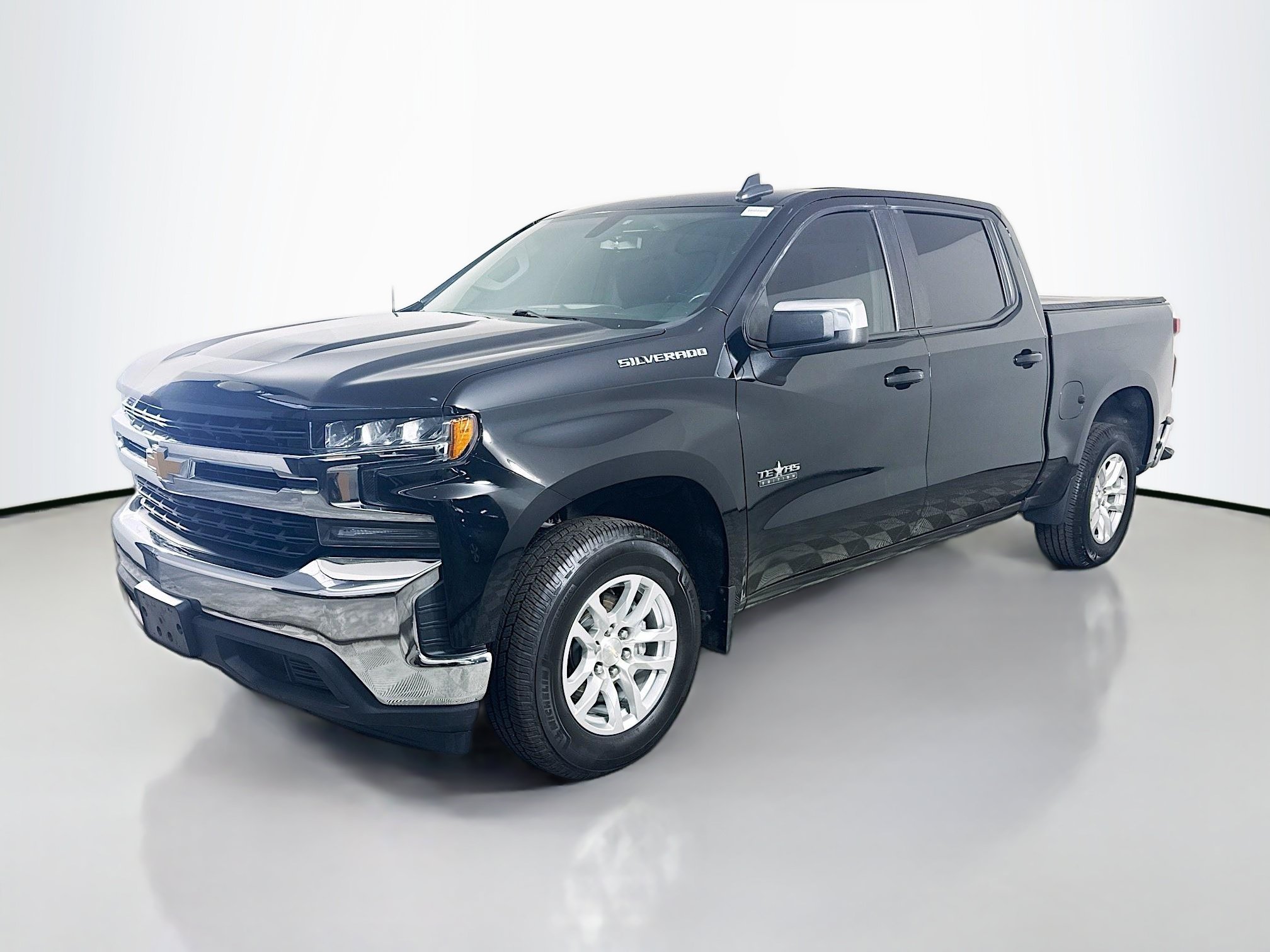 Used 2021 Chevrolet Silverado 1500 LT w/ Bed Protection Package RWD image 4