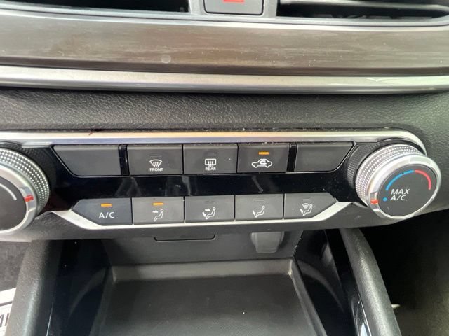 Used 2024 Nissan Altima 2.5 SV FWD image 17