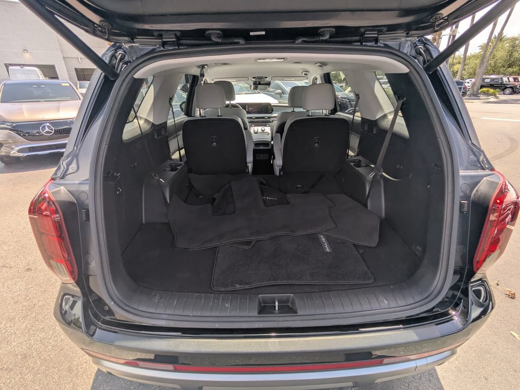 Used 2024 Hyundai Palisade SEL FWD image 19