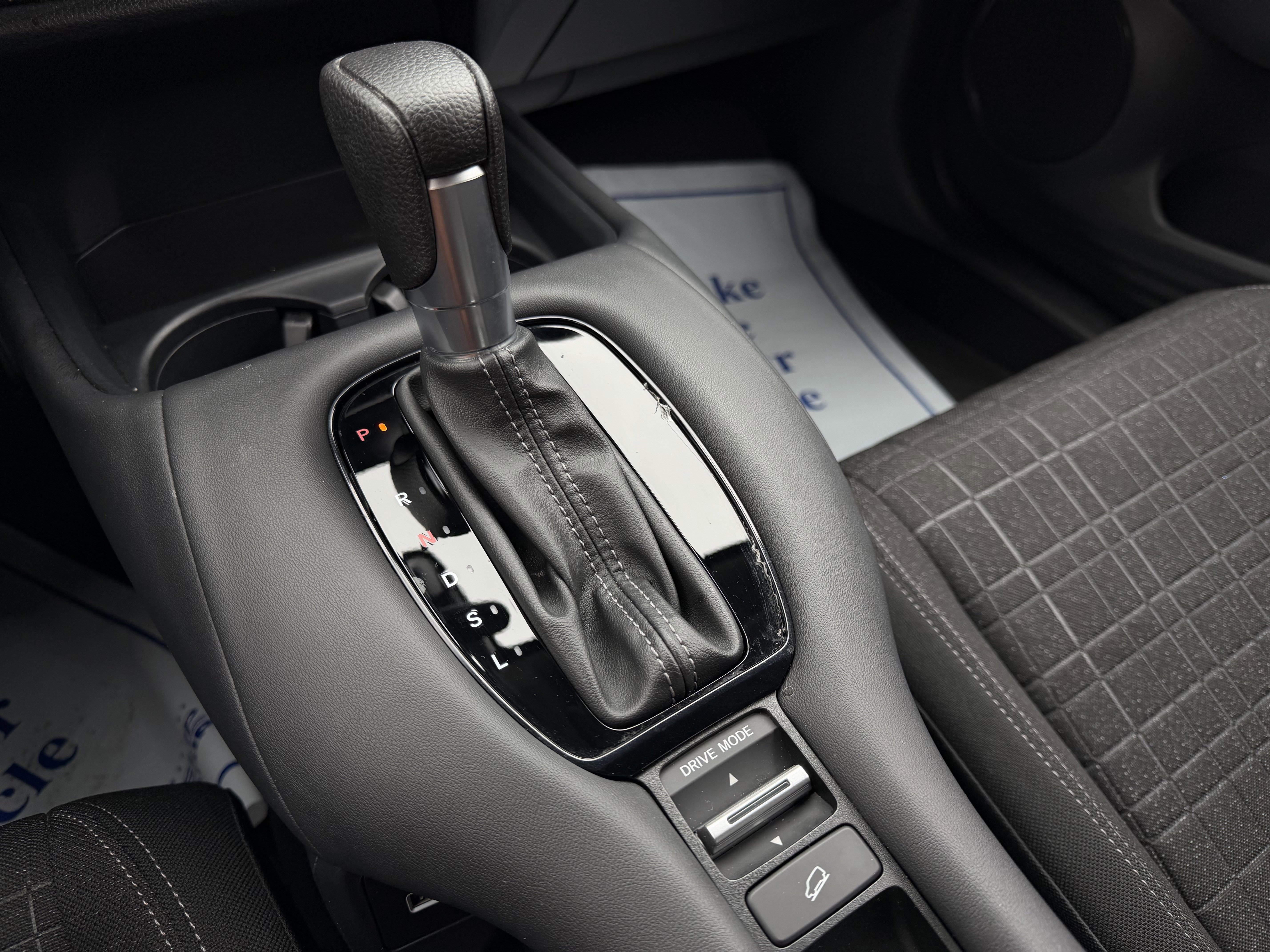 Certified 2023 Honda HR-V LX image 18