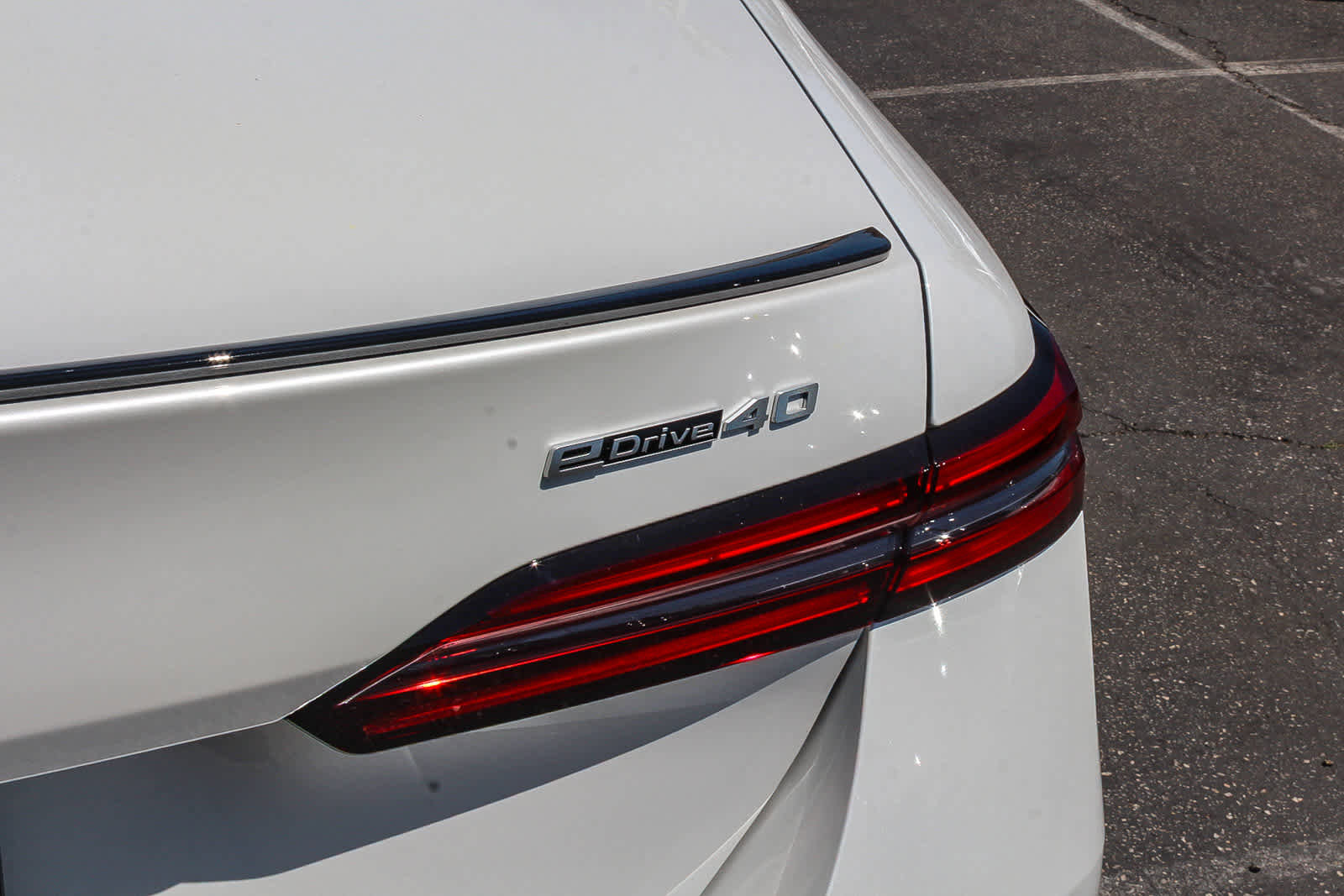 New 2026 BMW i5 eDrive40 w/ M Sport Package RWD image 25