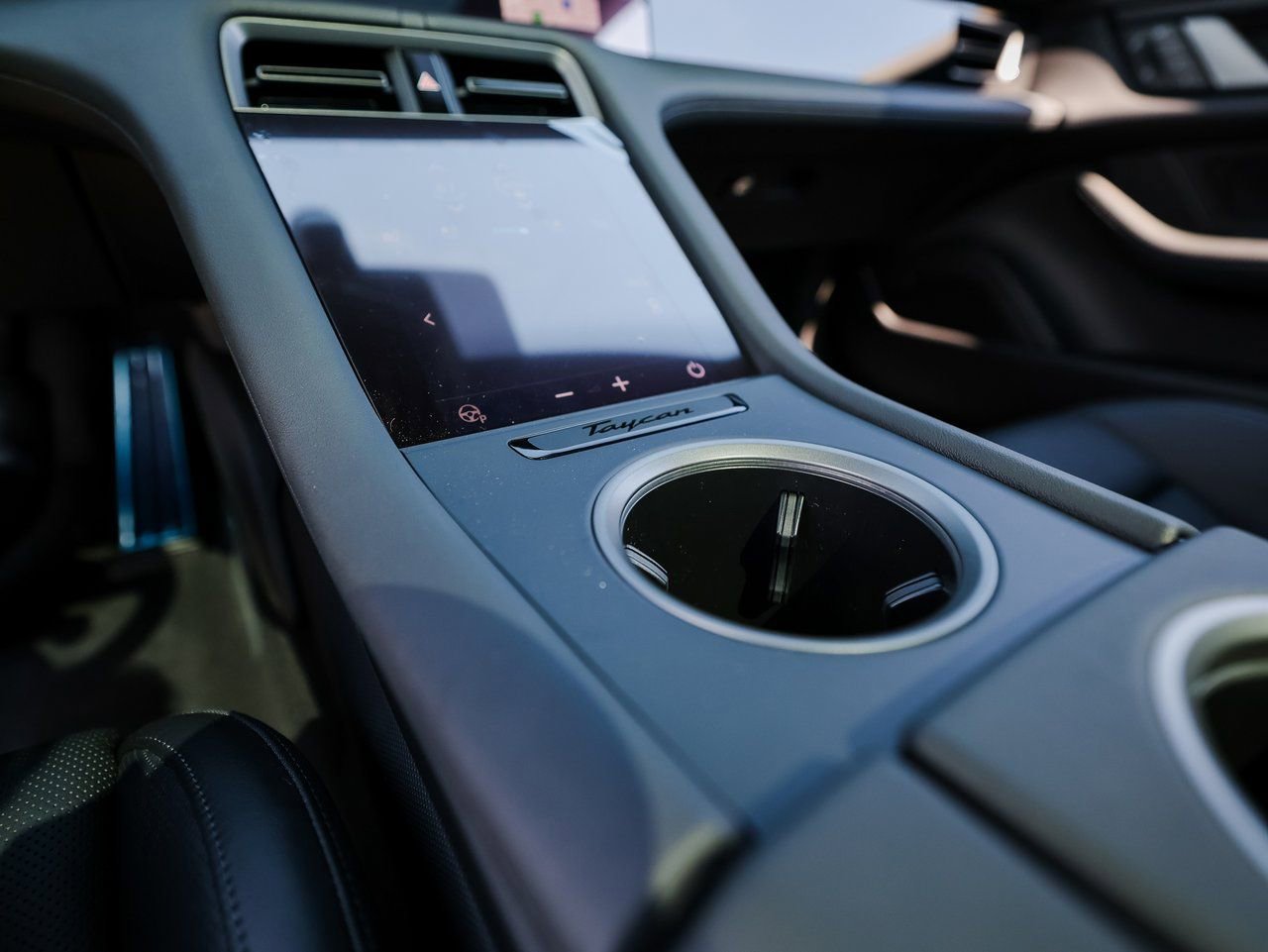 New 2026 Porsche Taycan image 20