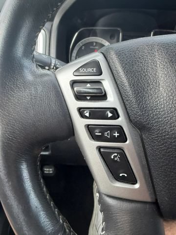 Used 2017 Nissan Titan PRO-4X w/ Pro-4x Convenience Package AWD/4WD image 19