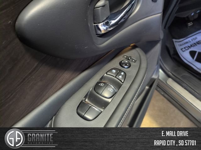 Used 2020 Nissan Murano Platinum image 11