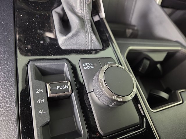 New 2026 Toyota Tundra SR5 w/ SR5 Convenience Package AWD/4WD image 27