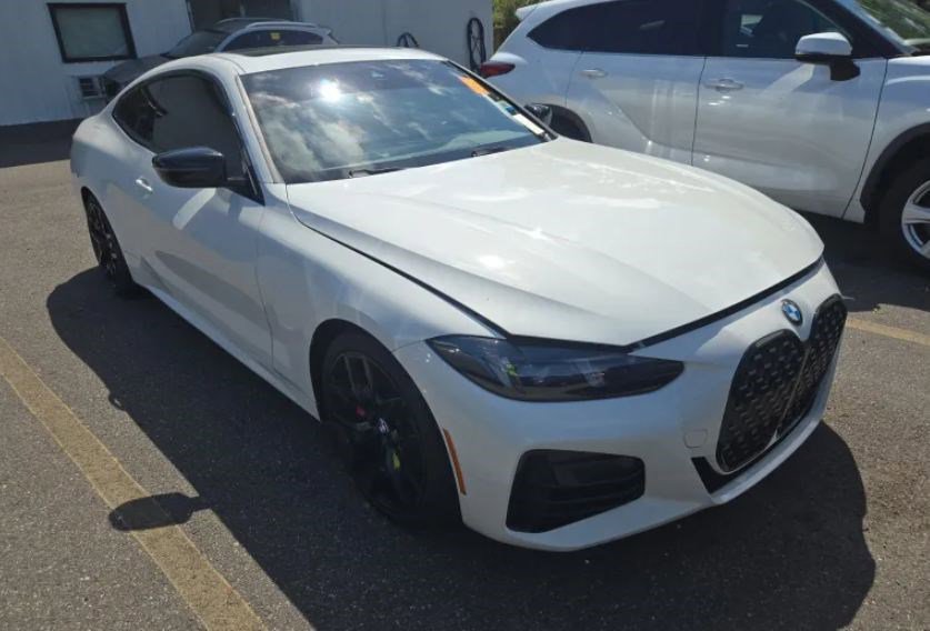 Used 2026 BMW 430i Coupe w/ M Sport Package image 2