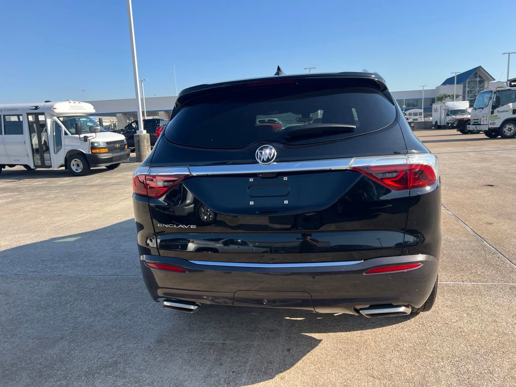 Used 2024 Buick Enclave Premium FWD image 5