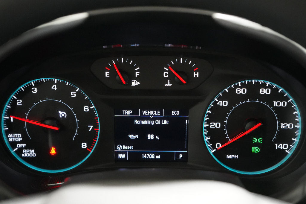 Used 2025 Chevrolet Malibu RS FWD image 16