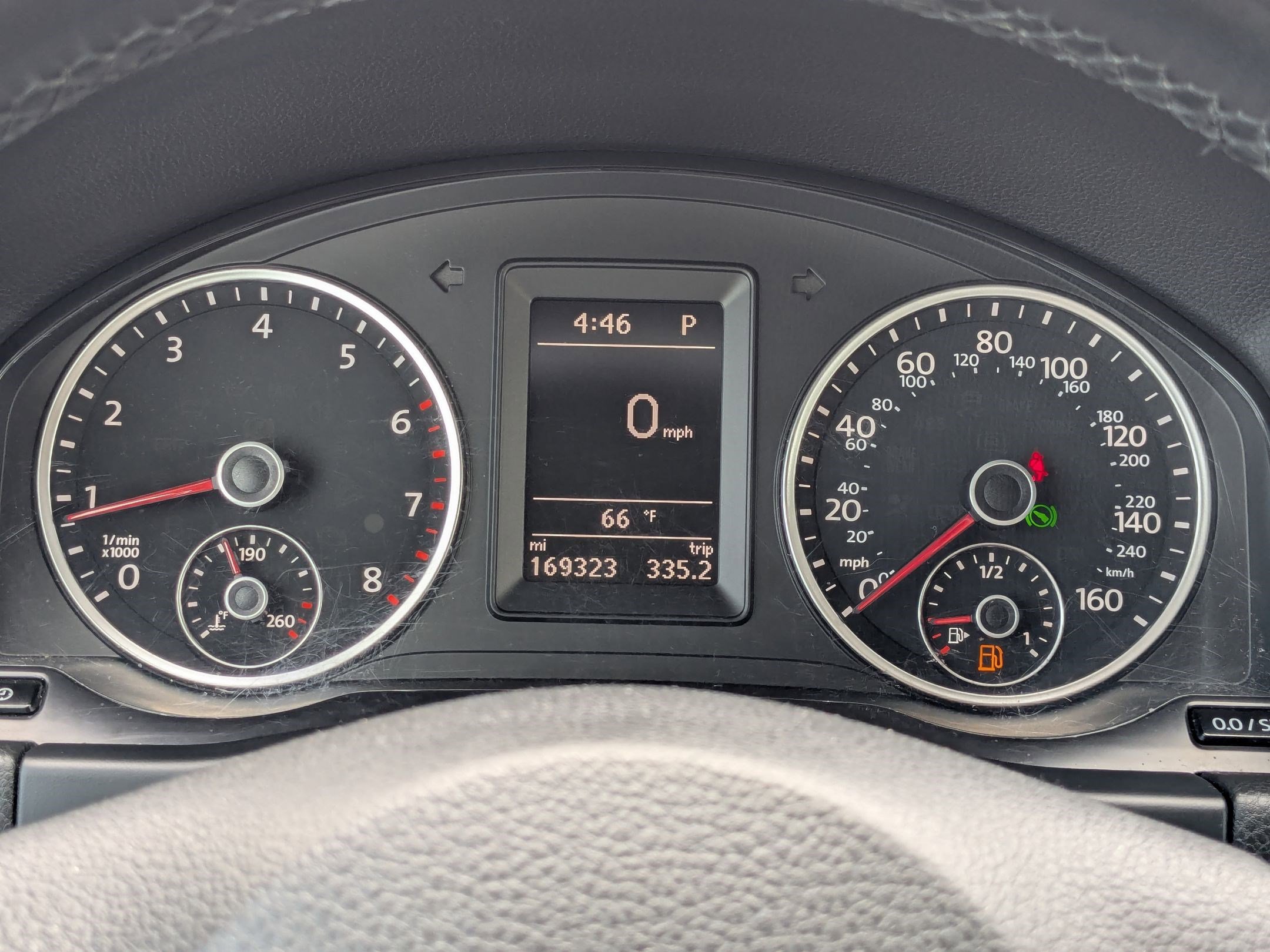 Used 2017 Volkswagen Tiguan S image 21