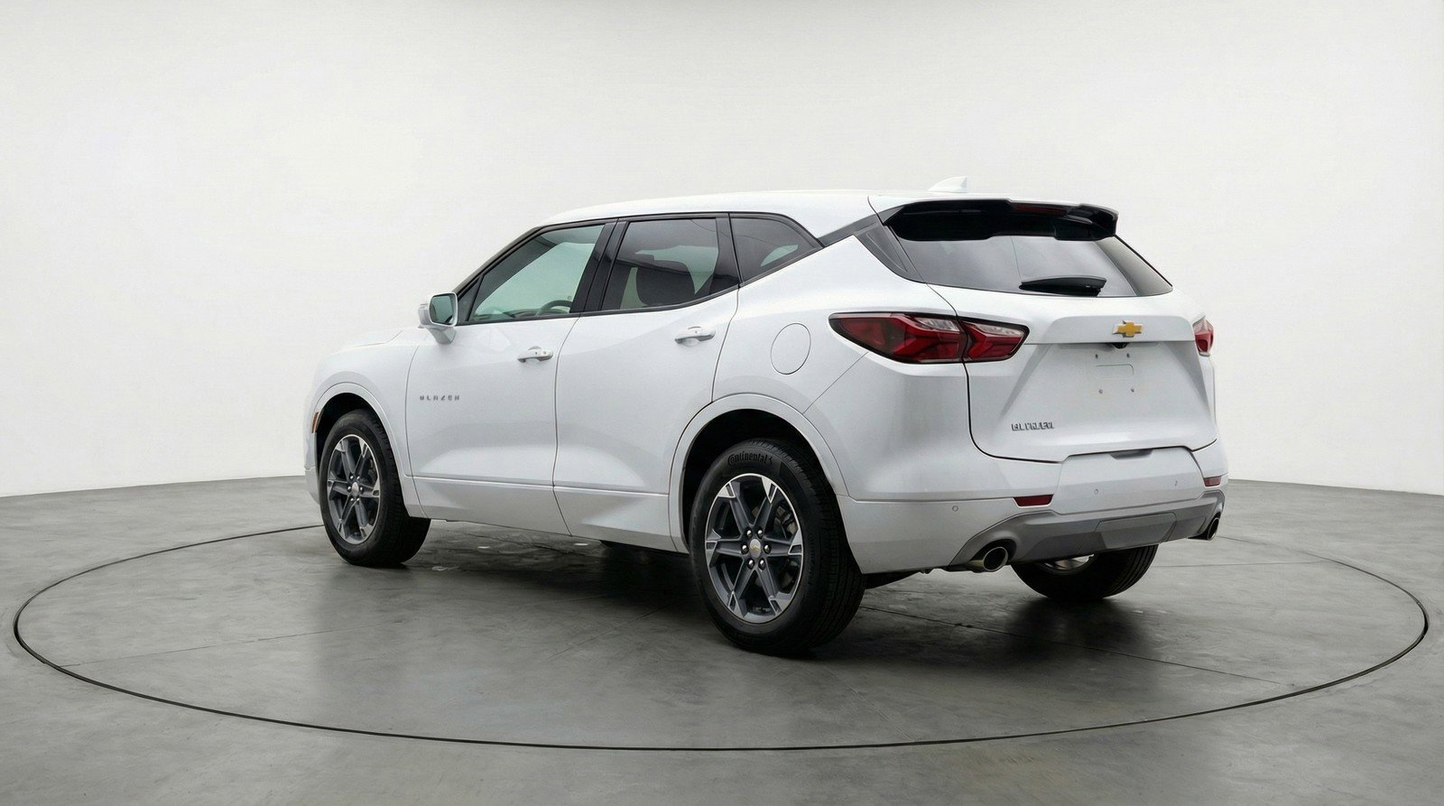 Used 2025 Chevrolet Blazer LT image 6