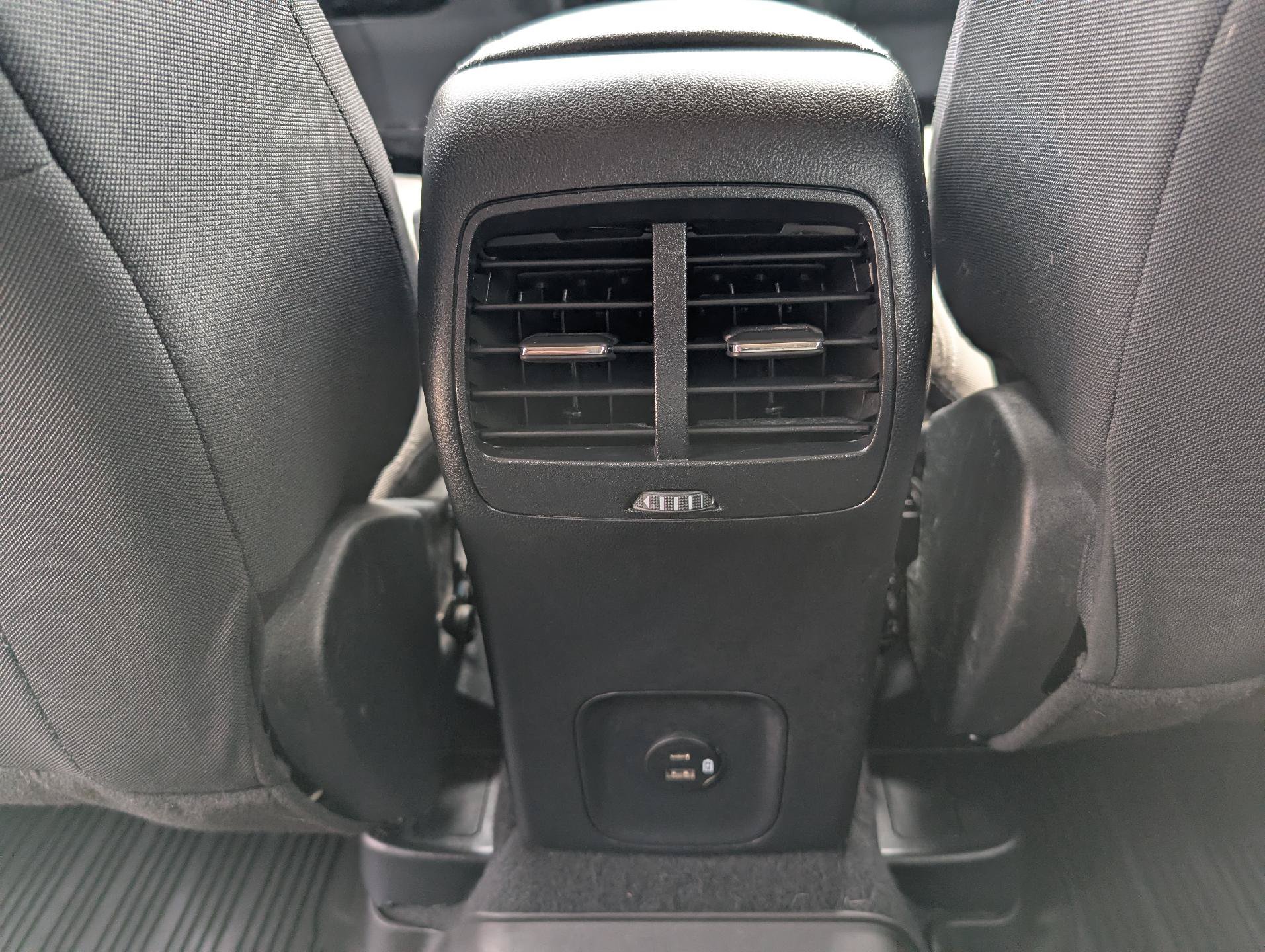 Used 2020 Ford Escape SE AWD/4WD image 29