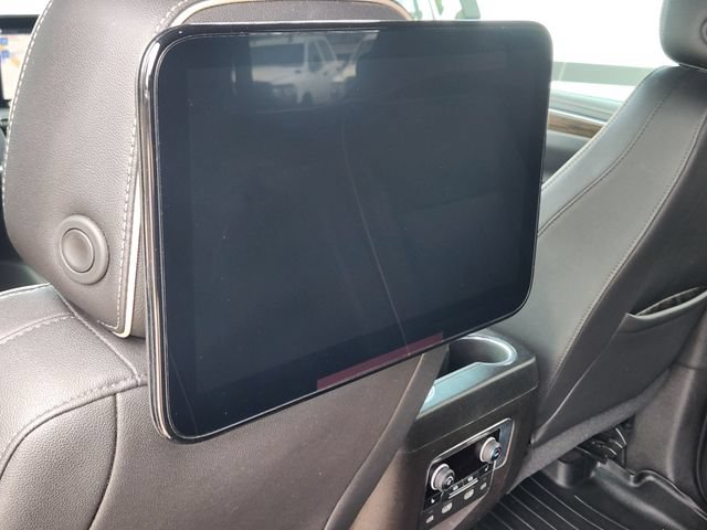 Used 2021 Chevrolet Tahoe Premier w/ Premium Package RWD image 36