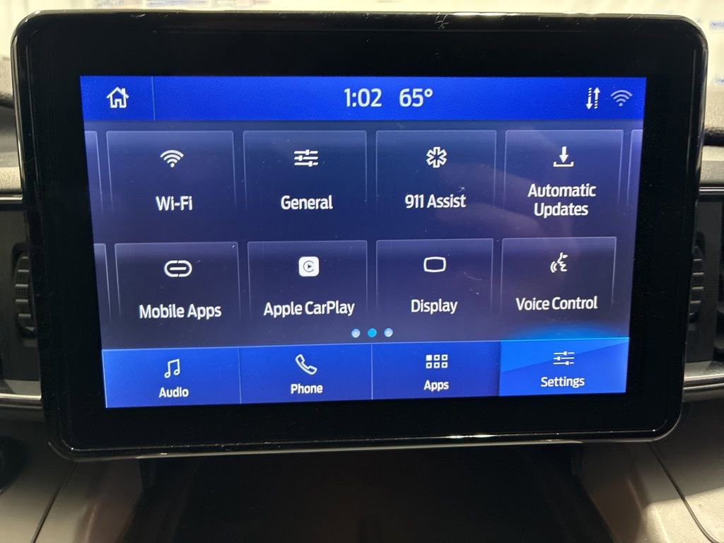 Used 2023 Ford Explorer XLT w/ Equipment Group 202A AWD/4WD image 33