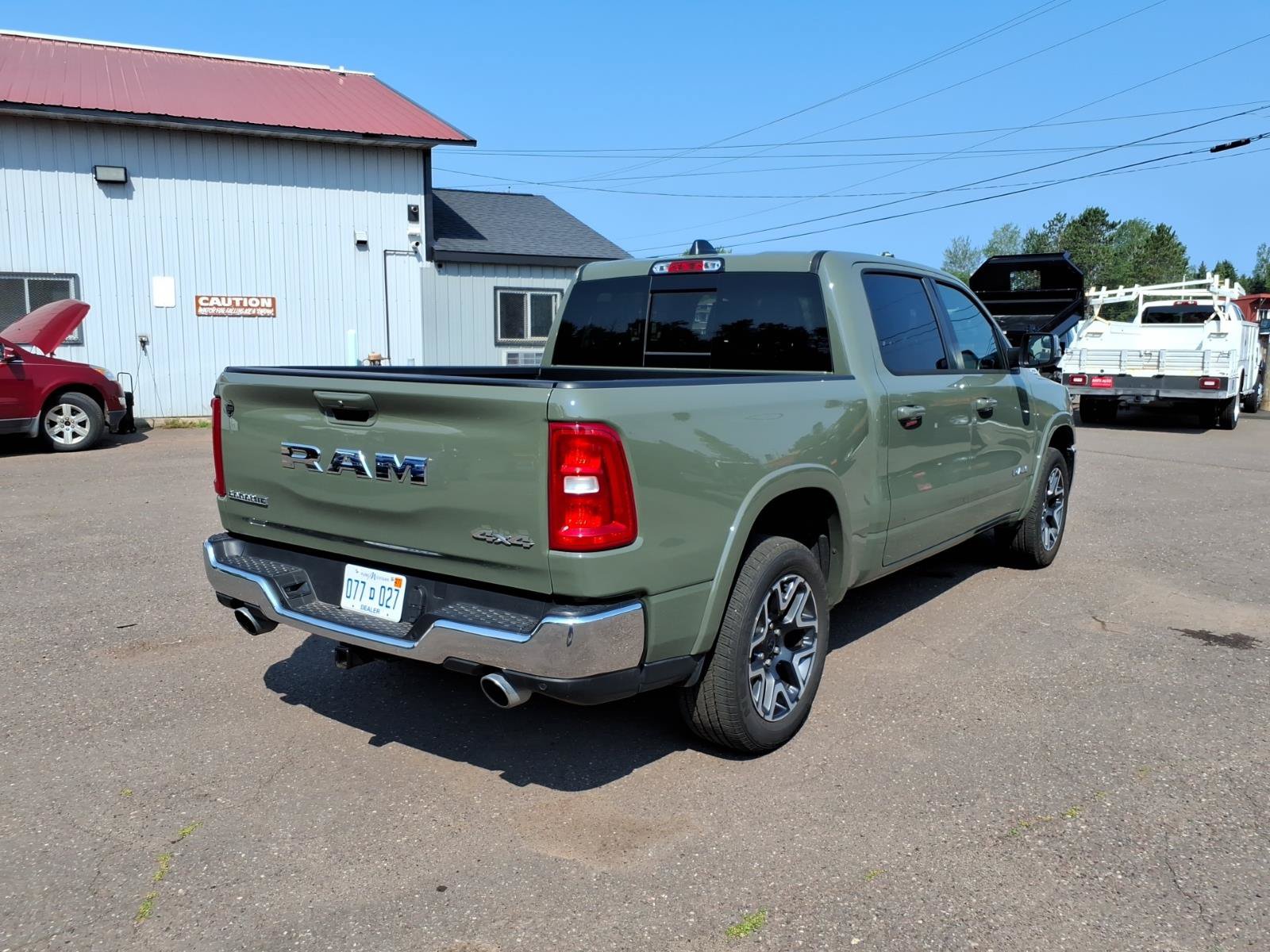 Used 2026 RAM 1500 Laramie AWD/4WD image 6