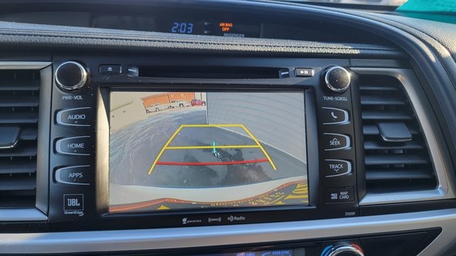 Used 2019 Toyota Highlander Limited AWD image 32