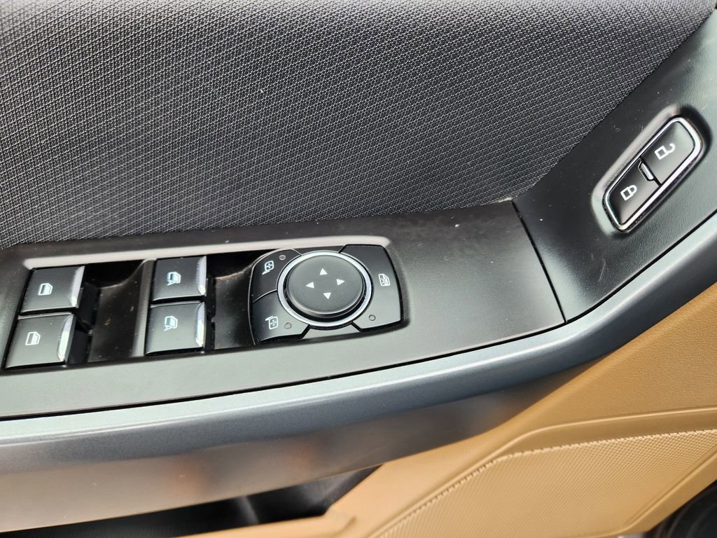 Used 2023 Ford F150 XLT image 8