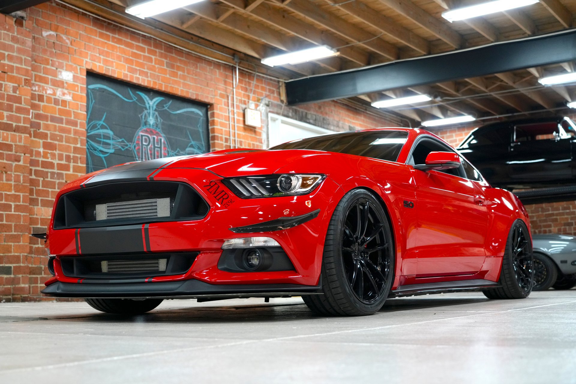 Used 2016 Ford Mustang GT Premium w/ GT Performance Package RWD image 2