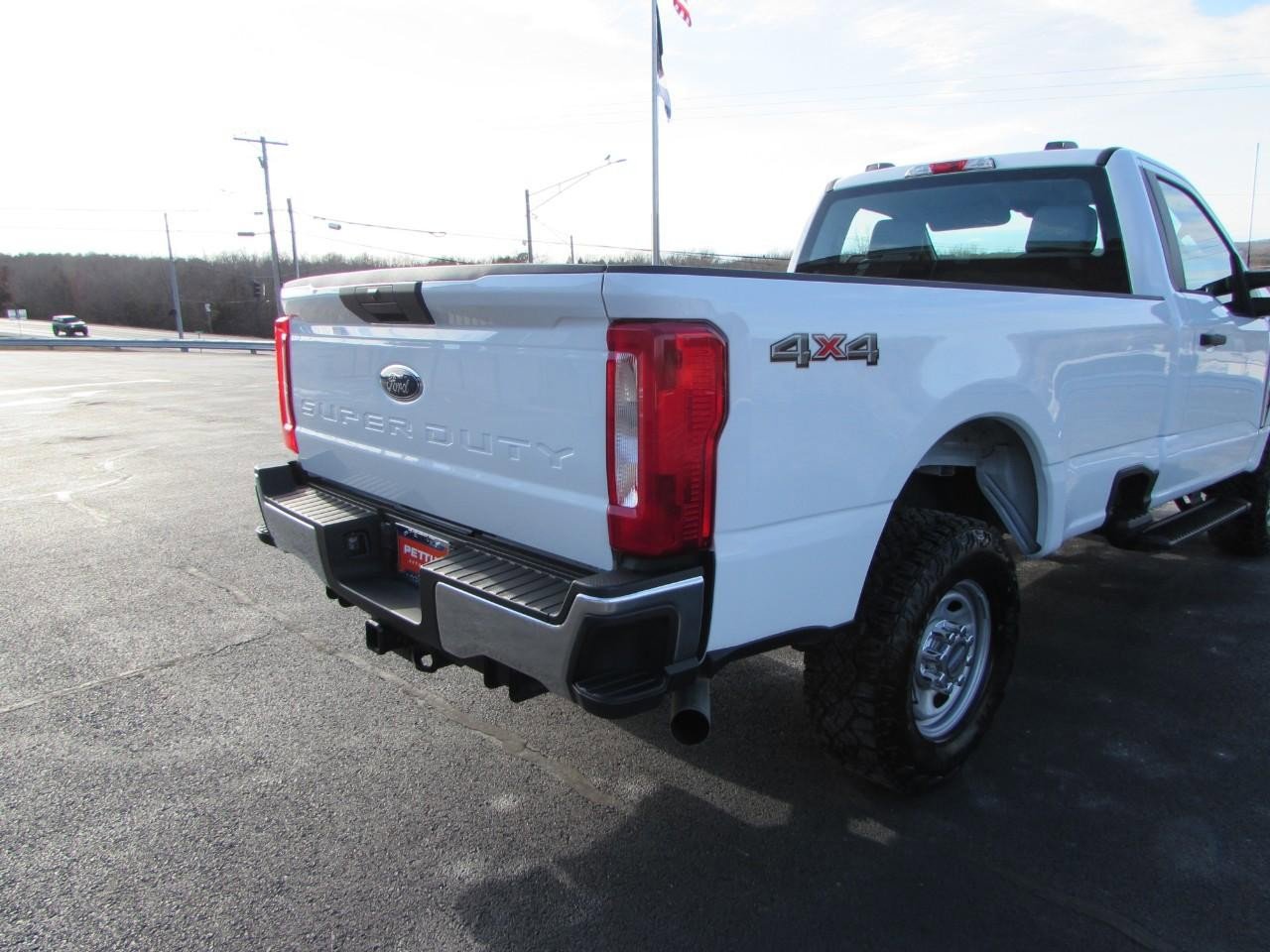 Used 2025 Ford F250 XL w/ XL Off-Road Package image 8