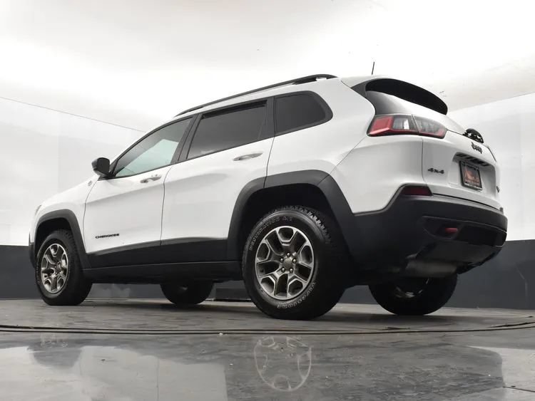 Used 2022 Jeep Cherokee Trailhawk w/ Technology Group B AWD/4WD image 12