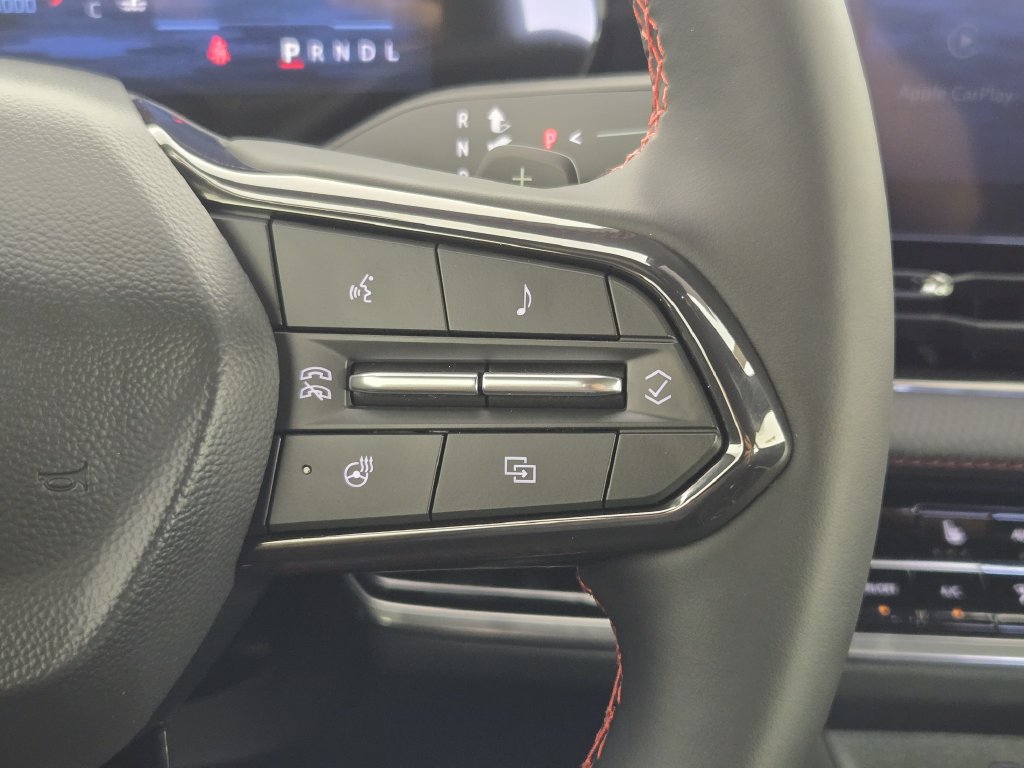 New 2026 Chevrolet Equinox RS FWD image 32