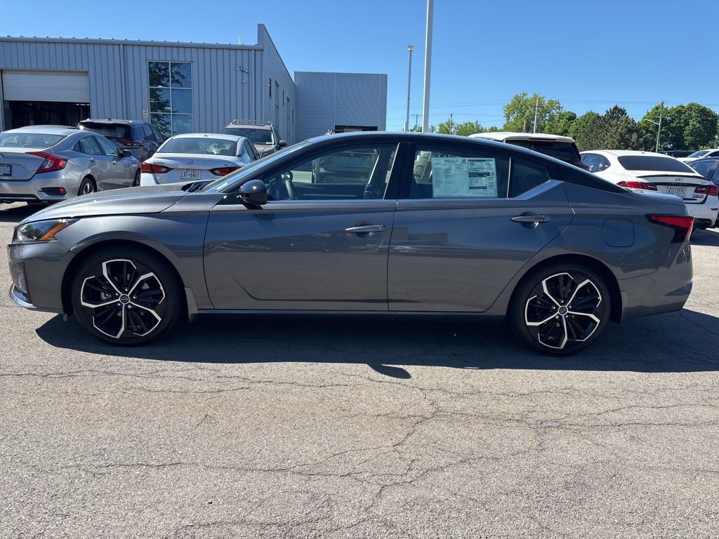 New 2026 Nissan Altima 2.5 SR FWD image 8