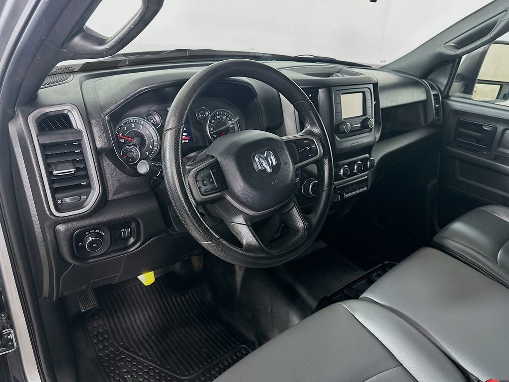 Used 2024 RAM 2500 Tradesman w/ Chrome Appearance Group image 29