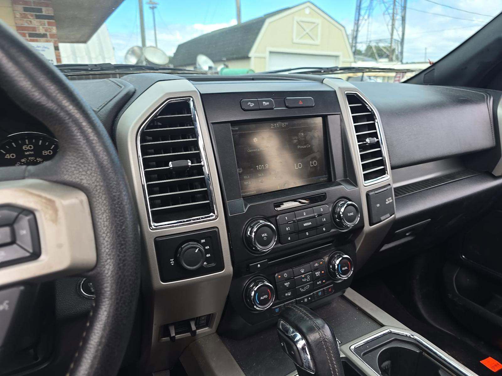 Used 2015 Ford F150 Lariat image 20