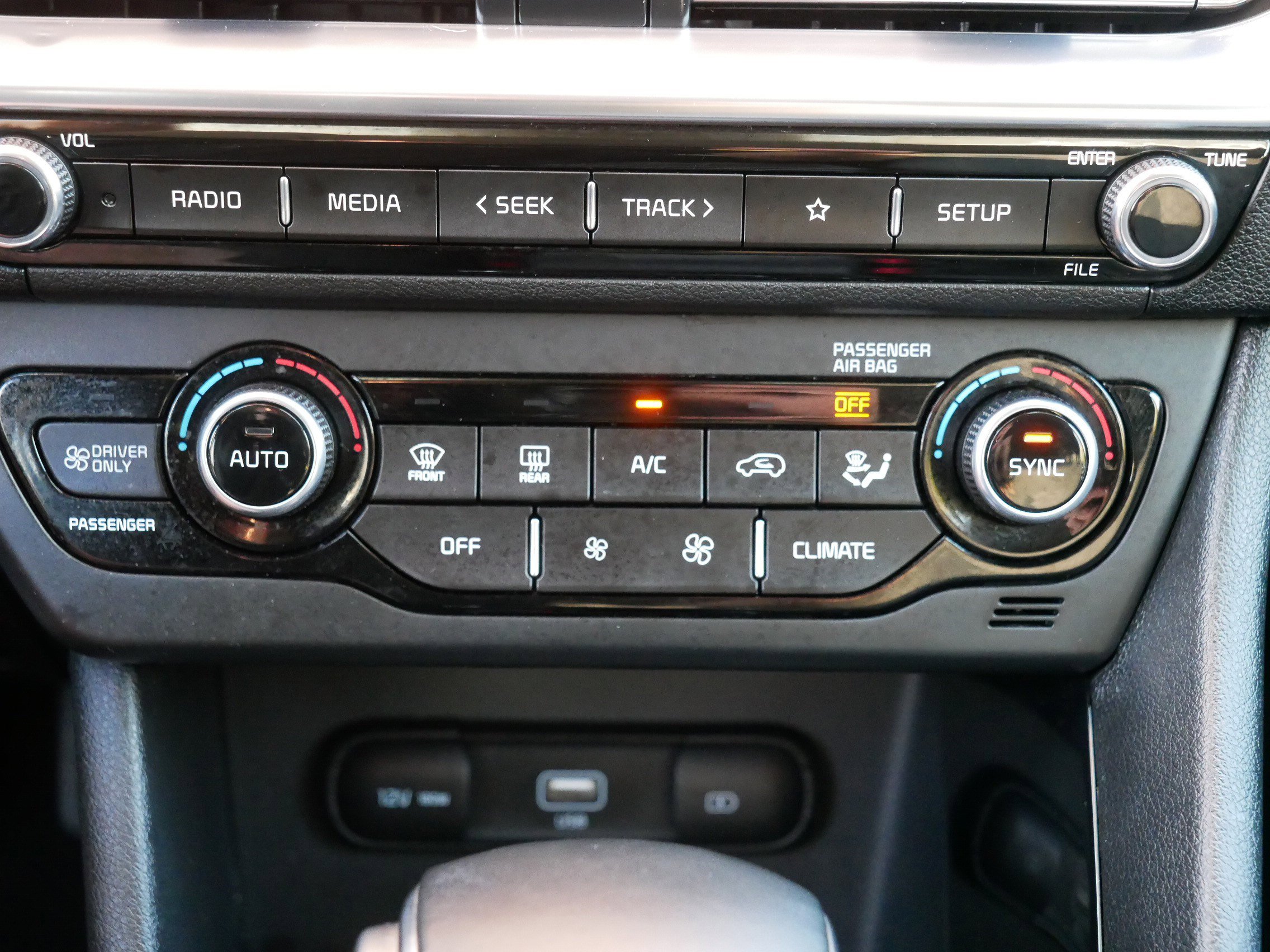 Certified 2022 Kia Niro LXS image 23