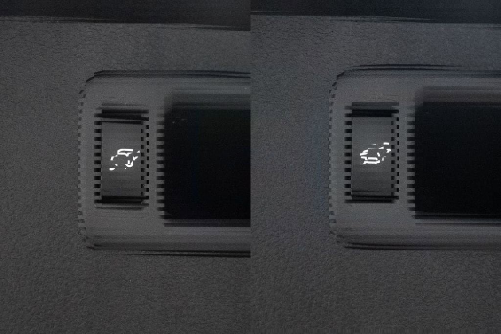 Used 2024 Toyota Highlander LE image 36