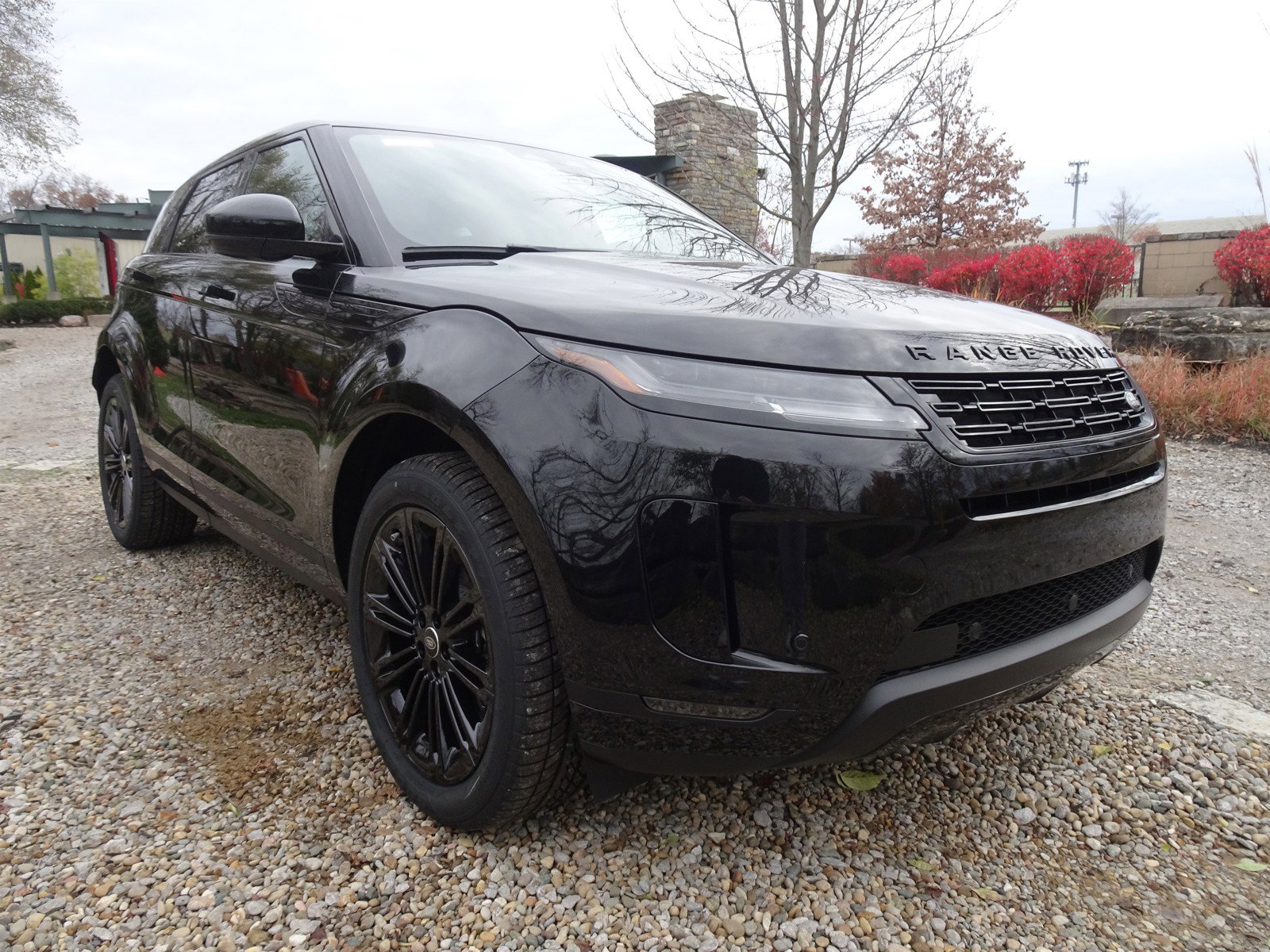 New 2025 Land Rover Range Rover Evoque S image 8