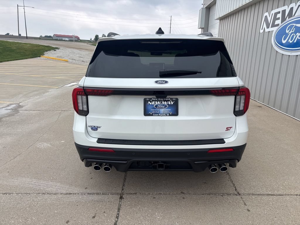 New 2026 Ford Explorer ST AWD/4WD image 5