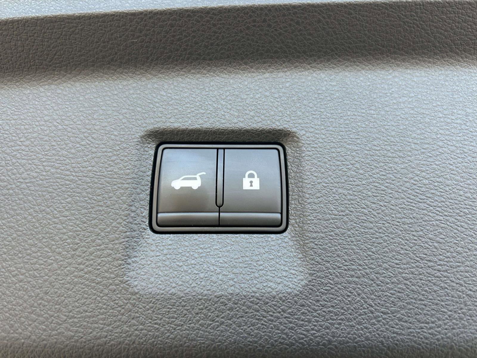 Used 2023 INFINITI QX60 Pure image 19