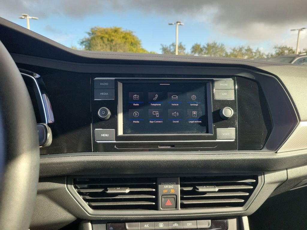 Used 2024 Volkswagen Jetta S image 21