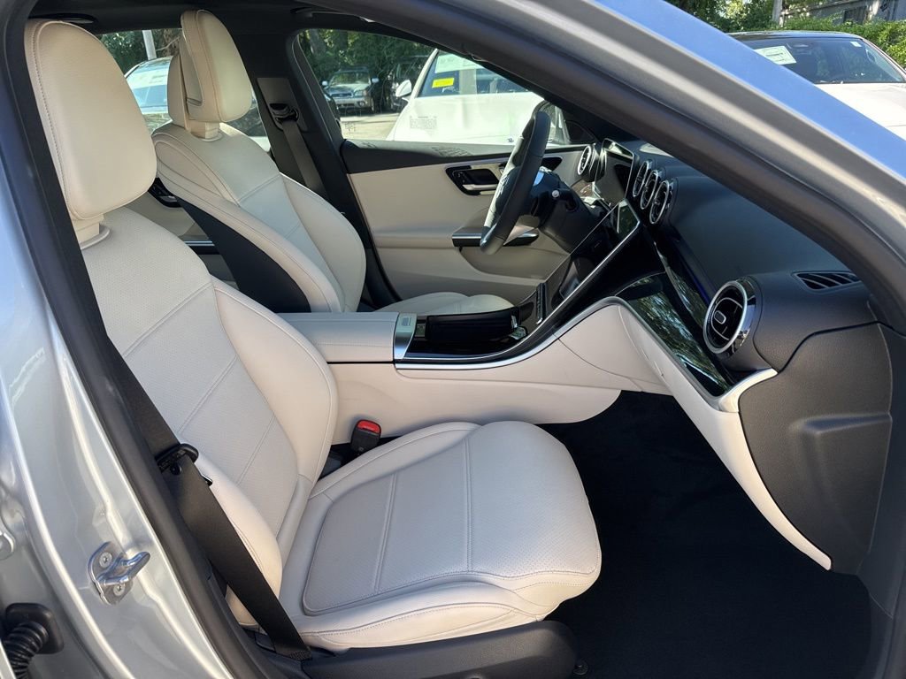 New 2025 Mercedes-Benz C 300 4MATIC Sedan image 13