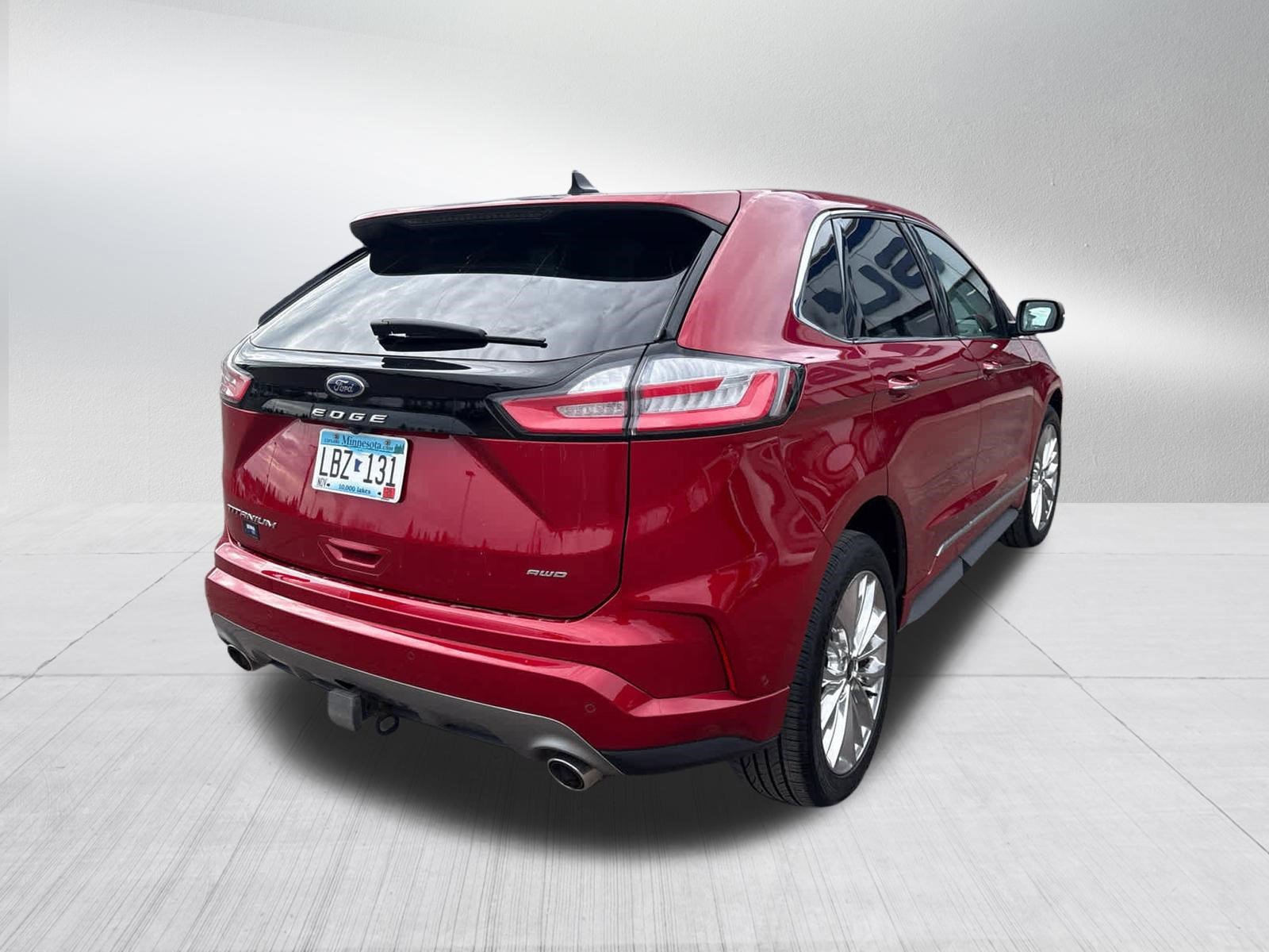 Used 2024 Ford Edge Titanium w/ Titanium Elite Package image 8
